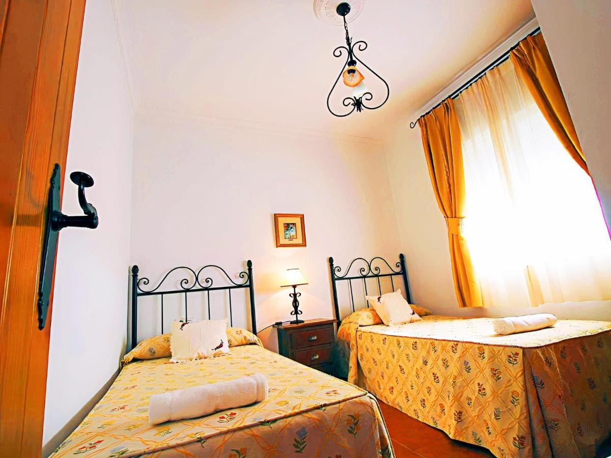Apartamentos Lugar Tranquilo Facil Aparcamientos كونيل ذي لا فرونتيرا المظهر الخارجي الصورة